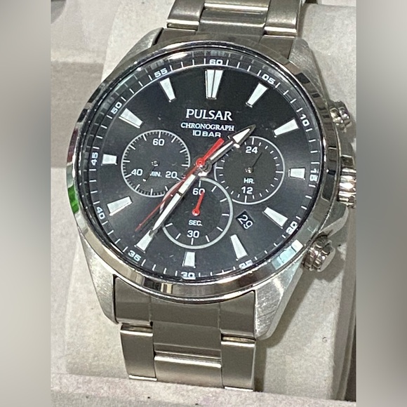 Pulsar Men's Chrono Watch - Picture 1 of 5